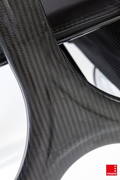 vicura-lichtgewicht-rollator-drive-nitro-carbon-twist-frame.jpg