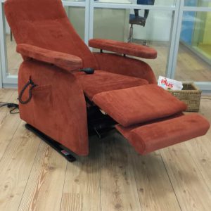 vicura-verhuur-sta-op-stoel-relaxfauteuil-doge-modulair-compact-ligstand-e1507220787798.jpg vicura-verhuur-sta-op-stoel-relaxfauteuil-doge-modulair-compact-ligstand-e1507220787798.jpg