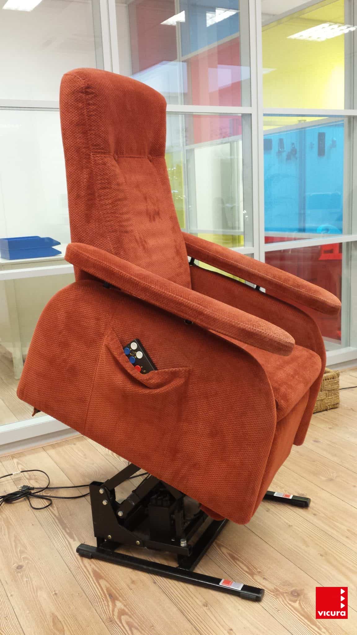 vicura-verhuur-sta-op-stoel-relaxfauteuil-doge-modulair-compact-sta-op-stand-t.jpg vicura-verhuur-sta-op-stoel-relaxfauteuil-doge-modulair-compact-sta-op-stand-t.jpg